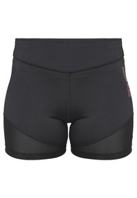 Mustat urheilushortsit, joissa on korkea vyötärönauha, valmistettu joustavasta kankaasta. Sivulla verkkokangasosat ja etuosassa logotunnus.