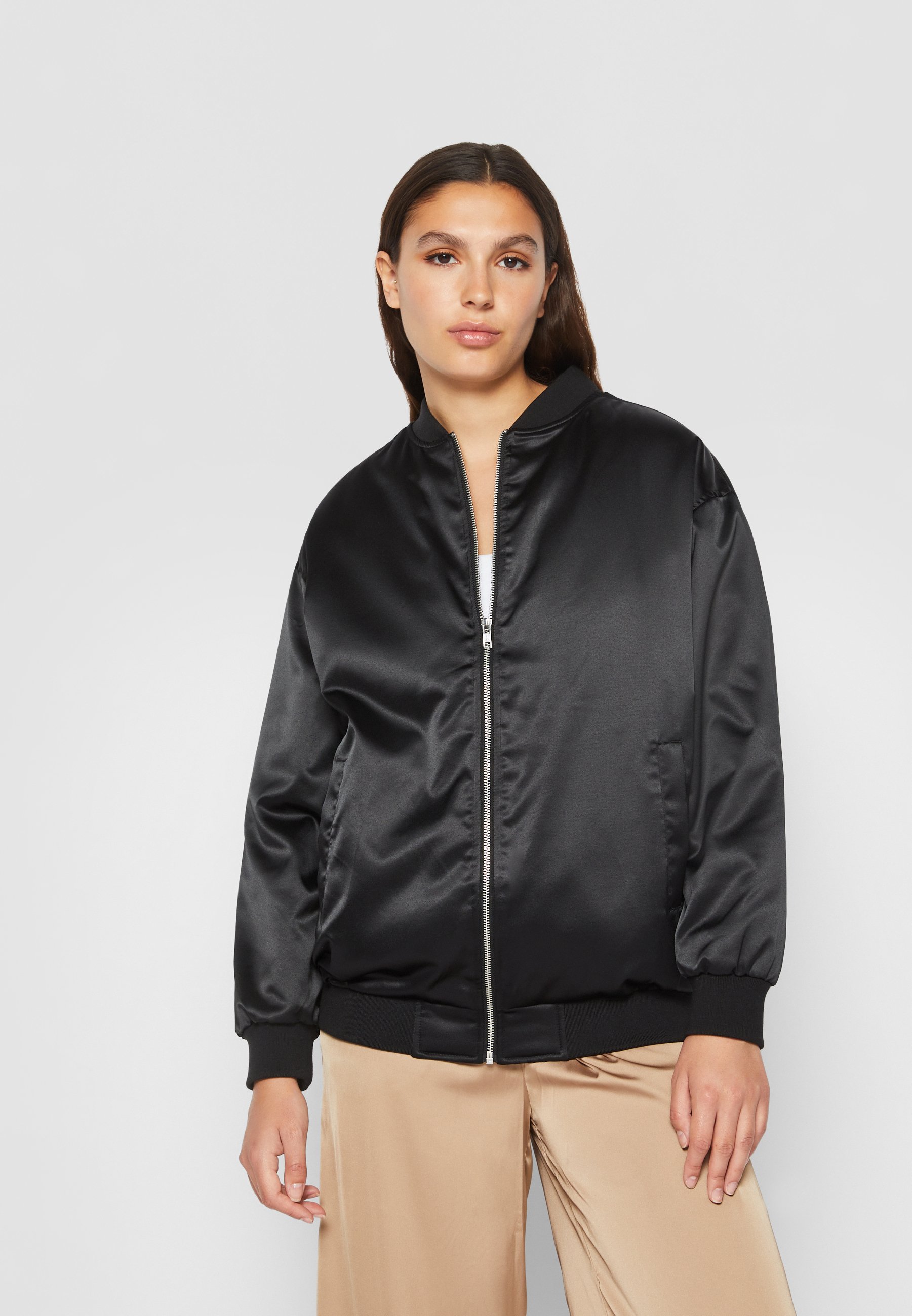 Urban Classics Bomberjacke - black/schwarz