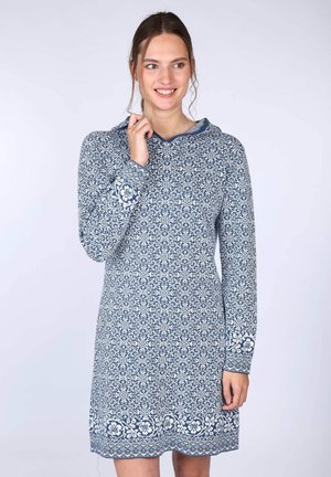 Hoodiekleid in Blau mit einem weißen floral-geometrischen Muster. Lange Ärmel, weicher Stoff, knielang, mit gemusterten Bündchen und Saum.