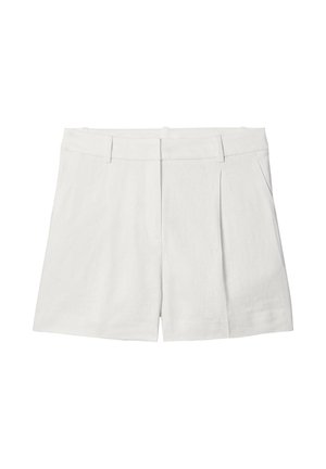 Short blanc sur mesure avec passants de ceinture, plis devant et poches latérales.