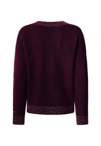 Maglione lungo a maniche di colore viola scuro, con polsini, orlo e scollatura a coste luccicanti, mostrato da dietro su uno sfondo bianco.