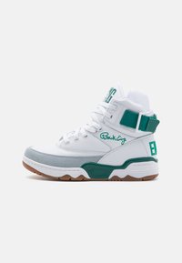 Patrick Ewing 33 HI COUNTRY CLUB UNISEX - Augsti sporta apavi - white/dark green