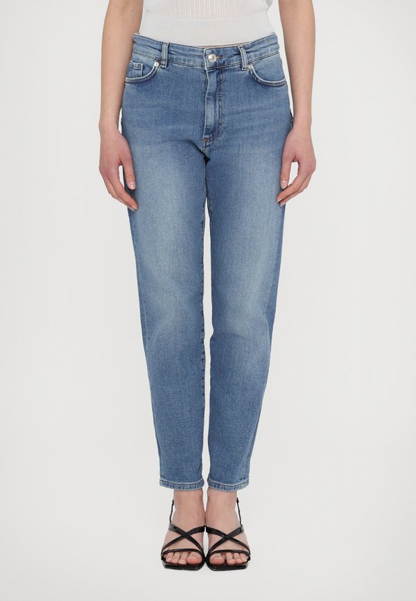 NAVATA - Straight leg jeans