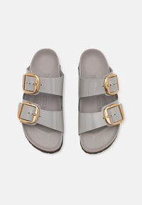 Thumbnail Image 8