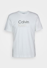 Calvin Klein LOGO - Μπλουζάκι με στάμπα - bright white