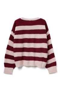 Hrudní svetr s objemným pletením a širokými horizontálními pruhy v burgundské a světlé růžové barvě, dlouhými rukávy a žebrovanými manžetami a lemem, zobrazený zezadu.