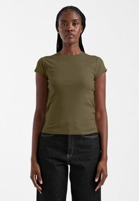 Επιλέχθηκε, khaki