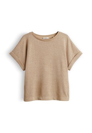 Beiges kurzärmeliges Stricktop mit aufgerollten Bündchen und rundem Ausschnitt, flach auf weißem Hintergrund präsentiert.