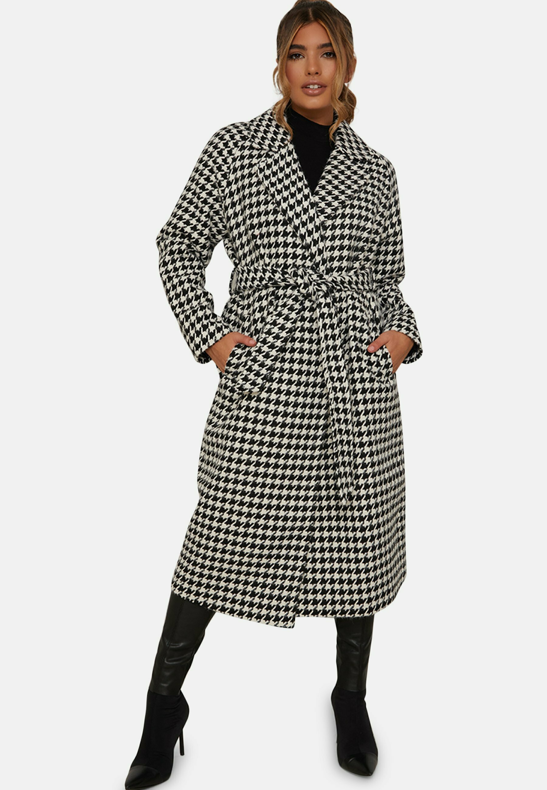 Chi Chi London Classic coat - black 