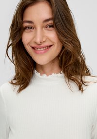 QS - Bluzka z długim rękawem