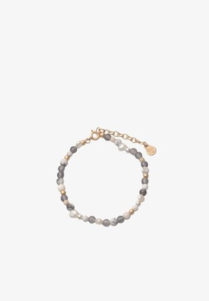 Zarter Perlenarmband mit grauen, weißen und goldenen Perlen, mit verstellbarer goldener Kette und rundem Verschluss.