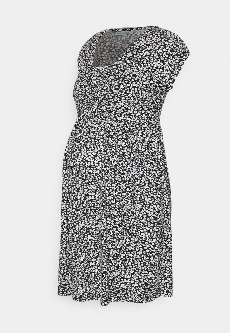Czarna sukienka w mały biały kwiatowy wzór, z okrągłym dekoltem, krótkimi rękawami, marszczonym wcięciem w talii i zwiewnym dołem. Miękka tkanina i luźny krój.