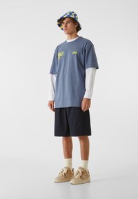 Lost Youth TEE - SUNSET FILTERS - Tričko s potlačou - violablue