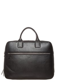 Borsa per laptop in pelle nera con doppio manico, tasca frontale con zip, texture liscia e logo del brand discreto nella parte inferiore.