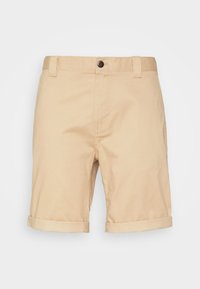 Beiga bomullsshorts med uppvikt fåll, med knappstängning och bälteshällor. Slät textur utan synliga mönster eller detaljer.