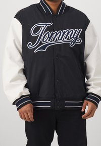 Tommy Jeans Giubbotto Bomber - black