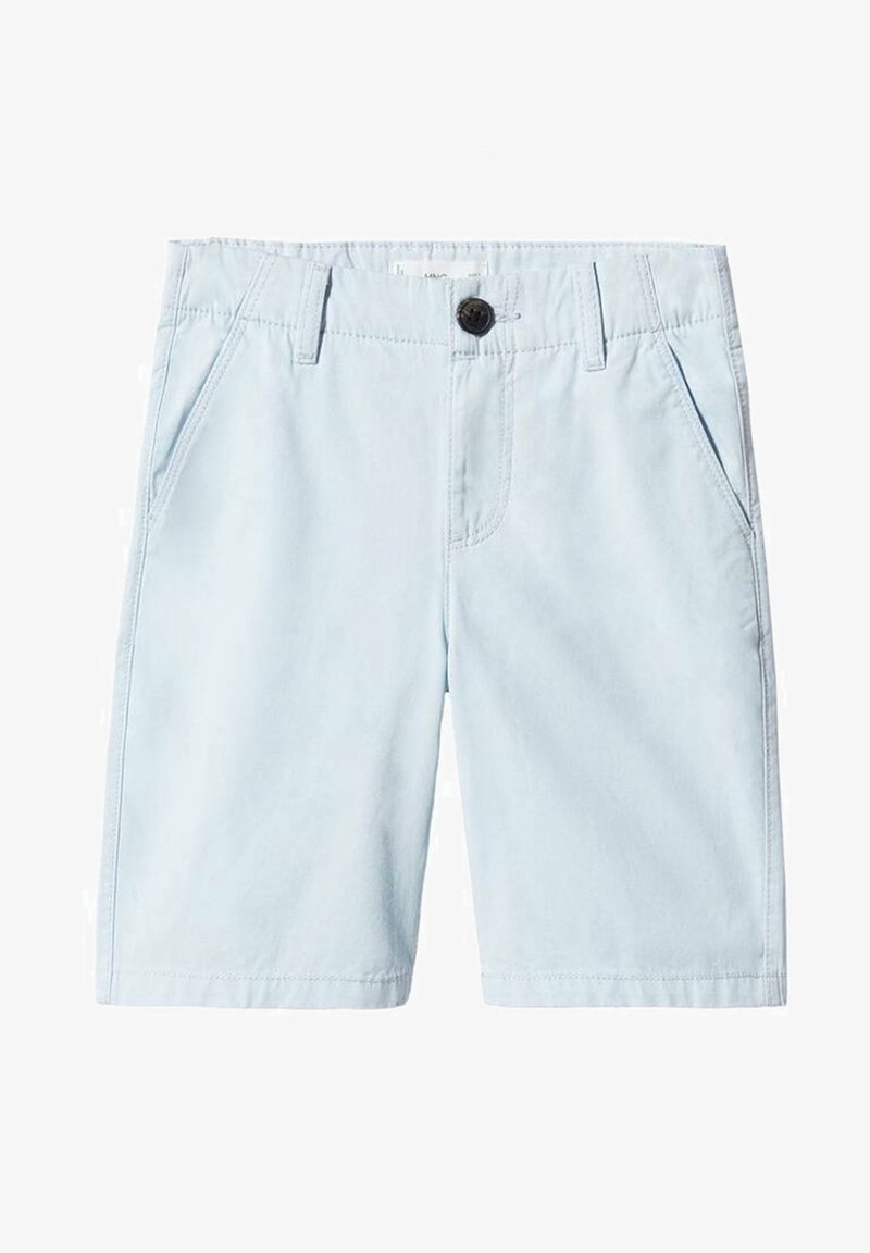Shorts en coton bleu clair avec devant plat, deux poches obliques, fermeture par un seul bouton, et texture lisse. Design décontracté à longueur genou.