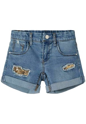 Blaue Jeansshorts mit umgeschlagenen Säumen, Knopfverschluss, Fronttaschen und zwei ausgewaschenen Stellen mit goldenen Pailletten auf den Vorderbeinen.
