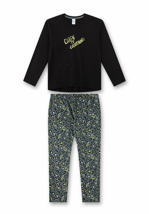 Black long-sleeve shirt with "Queen of Everything" text paired with gray leopard print pants featuring yellow and black spots.