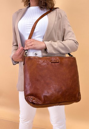 Gusti Leder SUZANNE - Umhängetasche - braun