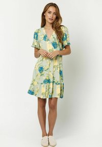 Moves PARINKA  - Jurk - laurel green