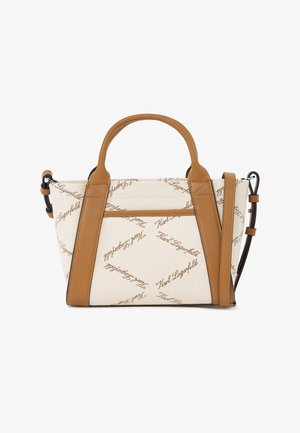 Beigefarbene Canvas-Handtasche mit braunen Lederakzenten. Verfügt über ein strukturiertes Design, zwei Griffe und einen abnehmbaren Schulterriemen. Logo-Muster sichtbar.