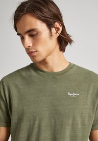 Pepe Jeans JACKO - T-shirt basic - military green