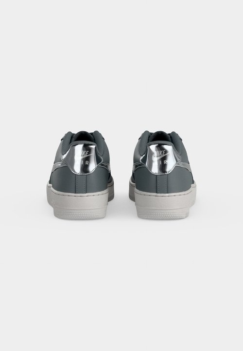 Nike AIR FORCE 1 UNISEX - Trainers - smoke grey/metallic silver-coloured/vast grey — foto 4