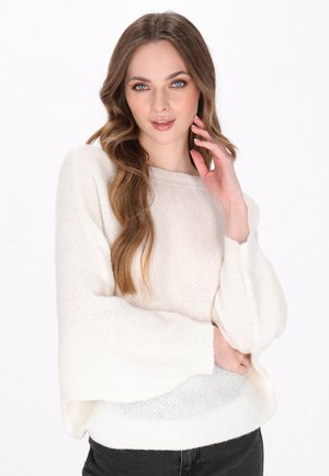 - Sweter