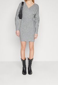 Even&Odd Robe pull - mottled grey