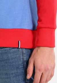 French Kick Felpa - red