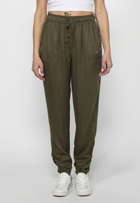 Unausgewählt, kaki khaki