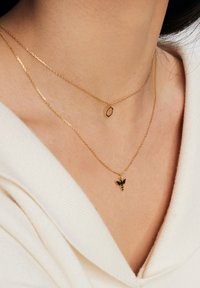 YES PSZCZOŁA - QUEEN B złoty