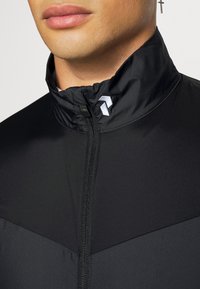 Peak Performance MEADOW WIND JACKET - Softshelljakke - black