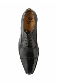 Zwarte leren heren oxford schoen met gesloten veters, brogue-details en lederen binnenvoering, gebrandmerkt Finsbury Italian Handmade.