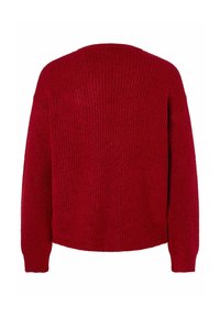 Roter gerippter Pullover mit lockerer Passform, rundem Ausschnitt und langen Ärmeln. Strukturierter Stoff sorgt für Tiefe; der Rücken ist etwas länger als die Vorderseite.