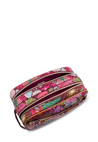 Multikleurige bloemen tas gemaakt van stof, met drie ritscompartimenten, een ronde vorm en accenten van goudkleurige ritshardware.