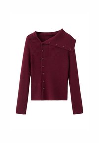 Maglione bordeaux a coste con maniche lunghe, collo ampio e chiusura con bottoni sul davanti. Il tessuto ha un aspetto strutturato.