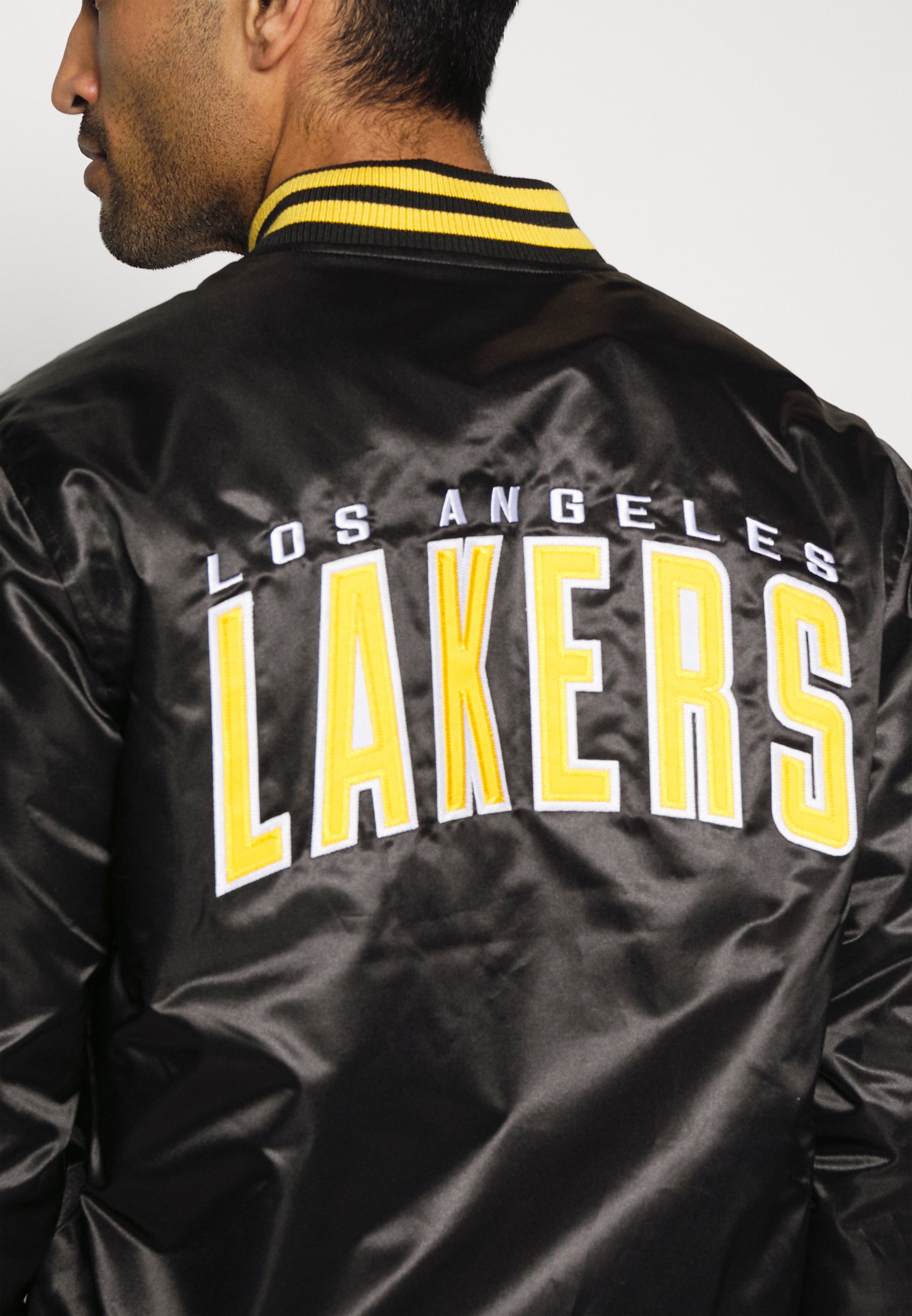 New Era NBA LA LAKERS WORDMARK BOMBER - Sportinė striukė - black/juoda -  Zalando.lt
