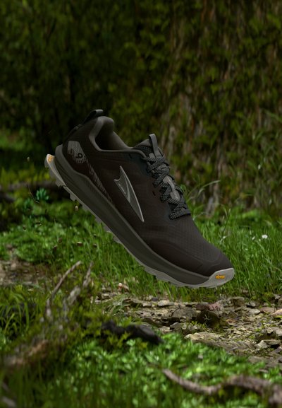 Altra LONE PEAK 9