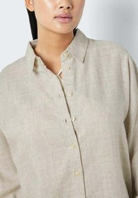 Noisy May LOOSE FIT - Gombos blúz - natural