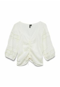 Blusa bianca con scollo a barchetta, maniche a tre quarti a palloncino e tessuto texturizzato. Presenta dettagli arruffati e nastri regolabili in vita.