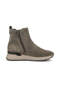 Grijze suède enkellaarsjes met een zijrits, ronde neus en een contrasterende lichtbeige zool. Heeft een zwarte accent bij de hak.