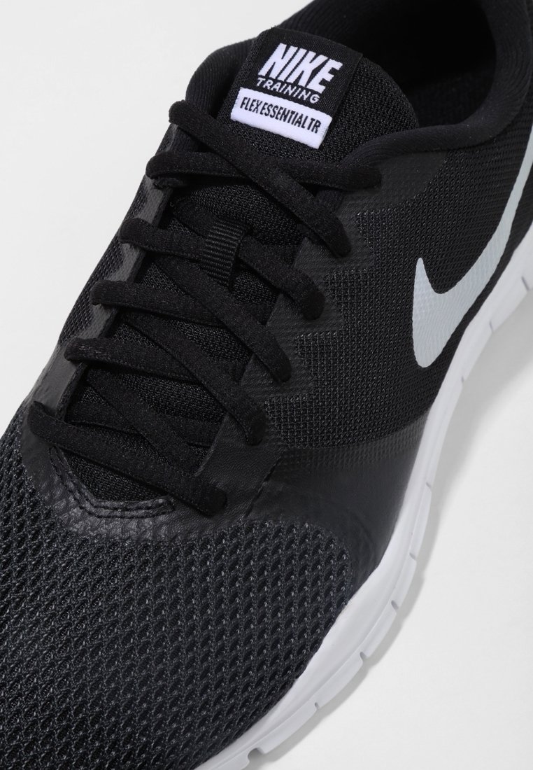 nike performance flex essential tr