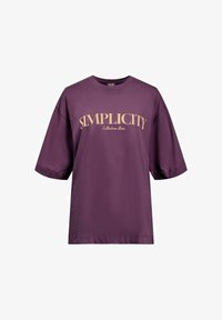 Unselected, mauve wine