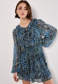 Vestido informal - green
