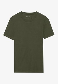 Camiseta de manga corta color verde oliva elaborada con tela suave, con cuello redondo y un diseño simple y sin adornos.