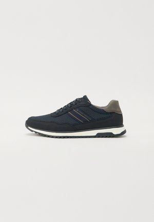 Trainers - navy