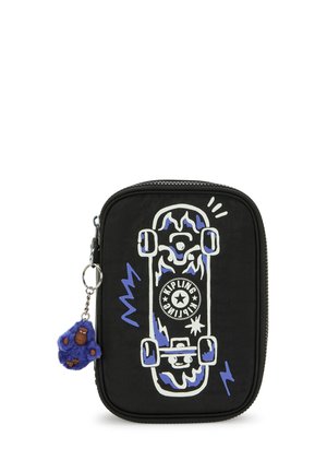 100 PENS BTS ++ AC - Wash bag - fire skate