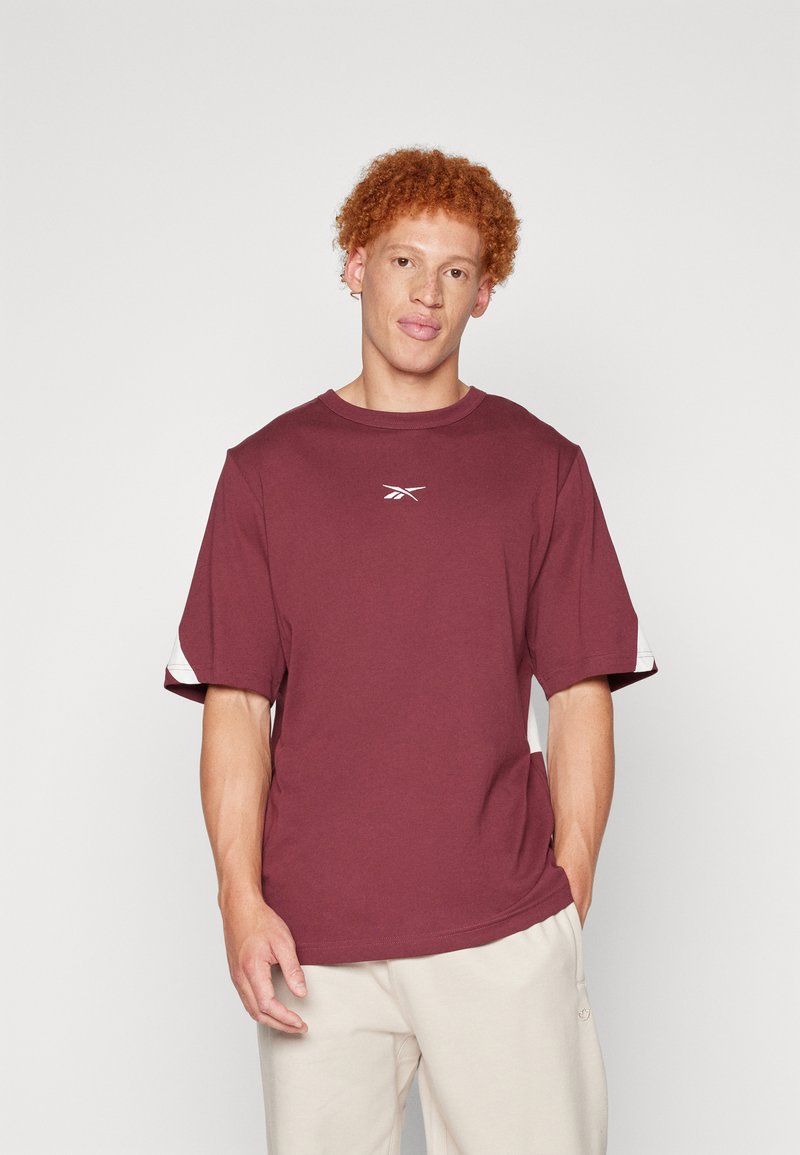 Camiseta reebok classic marron Clearance